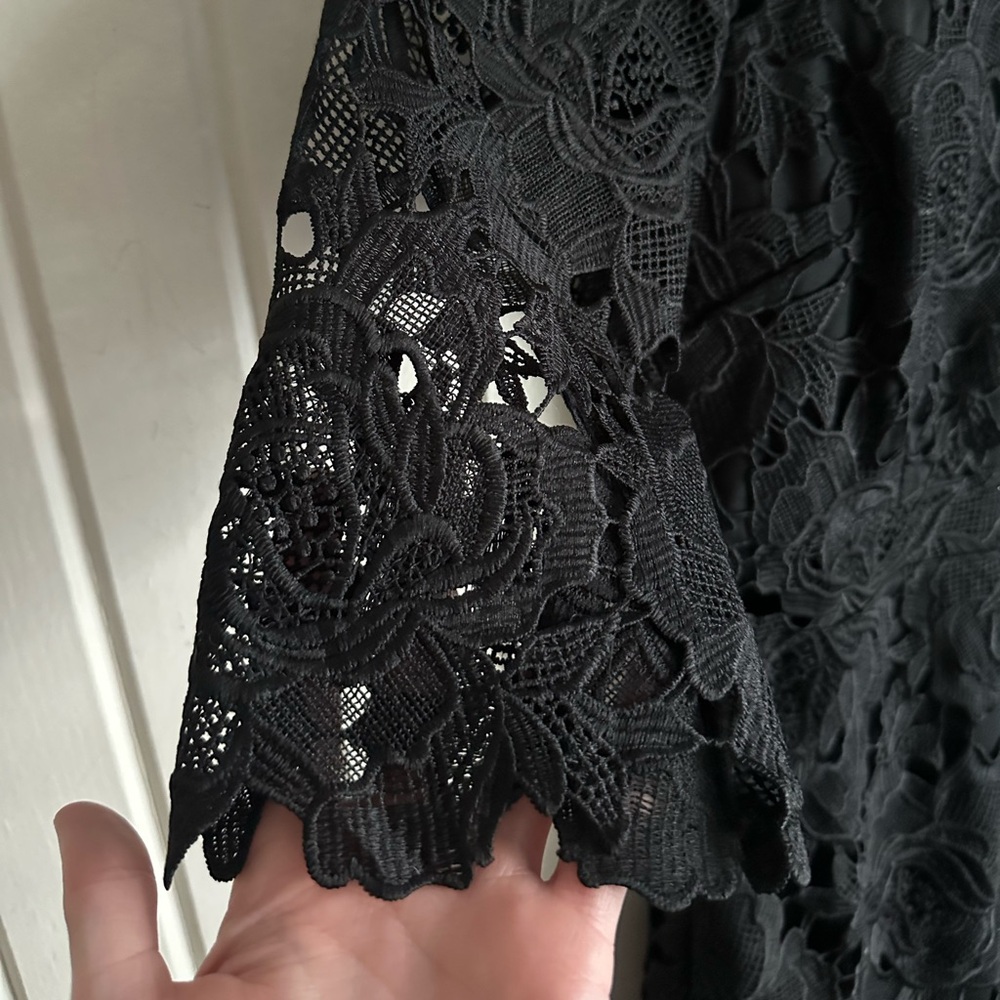 NWT Lulu’s black lace dress - Picture 5 of 12